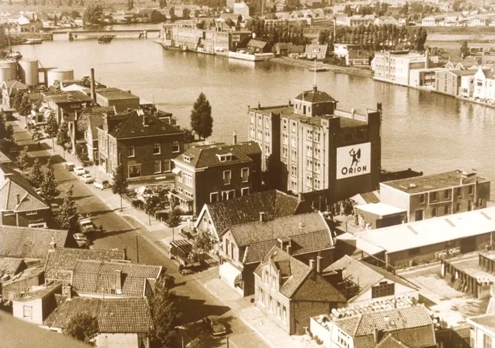 Het begin van het familieverhaal (1957)